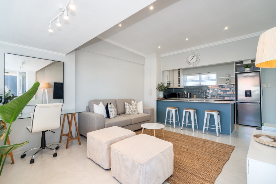 1 Bedroom Property for Sale in Green Point Western Cape